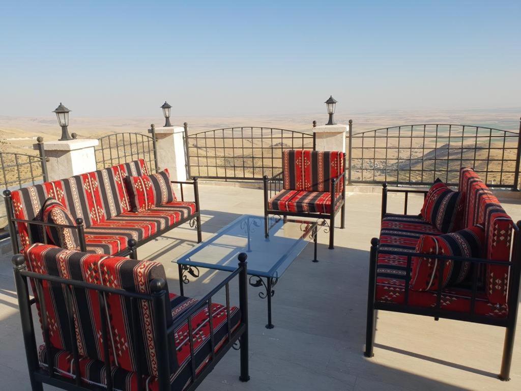 Mardin Tarihi Ulu Cami Yani, Tarihi Konak エクステリア 写真