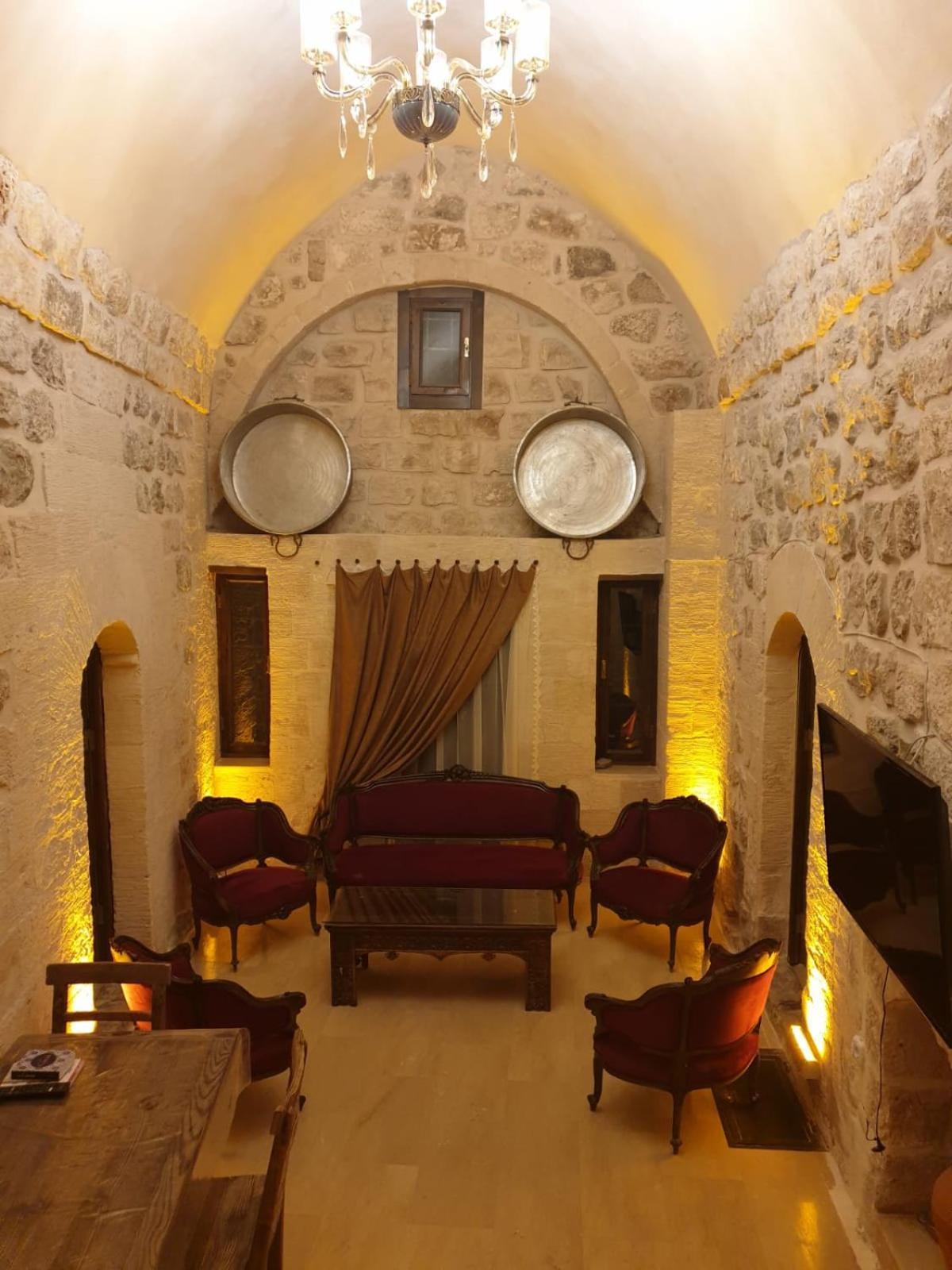 Mardin Tarihi Ulu Cami Yani, Tarihi Konak エクステリア 写真